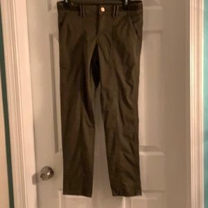 White house black market Crop pants